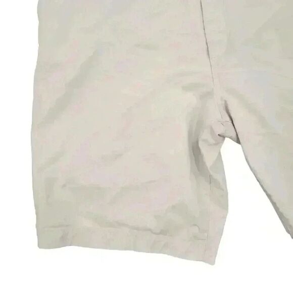 Gap Khakis Men's Tan Cotton Lived in Shorts - Picture 6 of 16